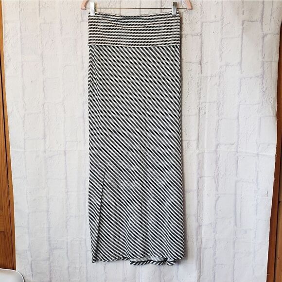 ANNE KLEIN Pull-On Foldover Waist Striped Maxi Skirt Small - Picture 1 of 6